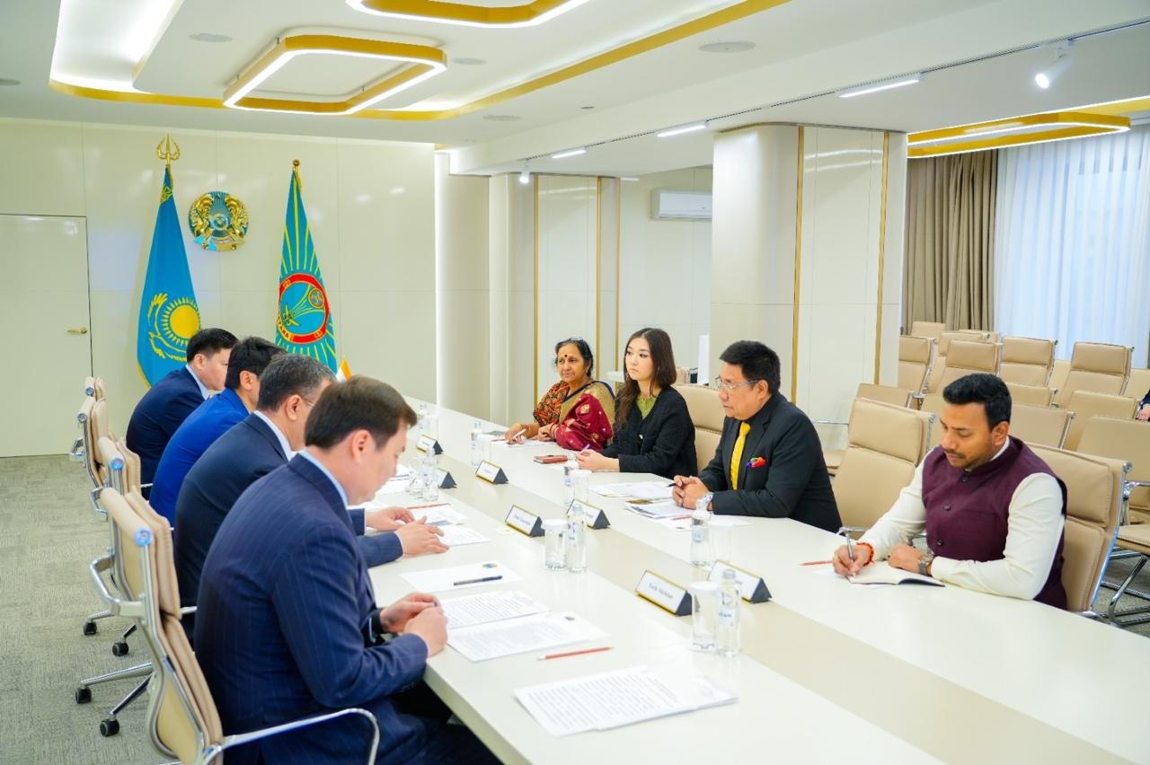 Meeting of Ambassador Y.K. Sailas Thangal with the Mayor of Astana city Mr. Zhenis Kassymbek in Astana on April 10, 2026