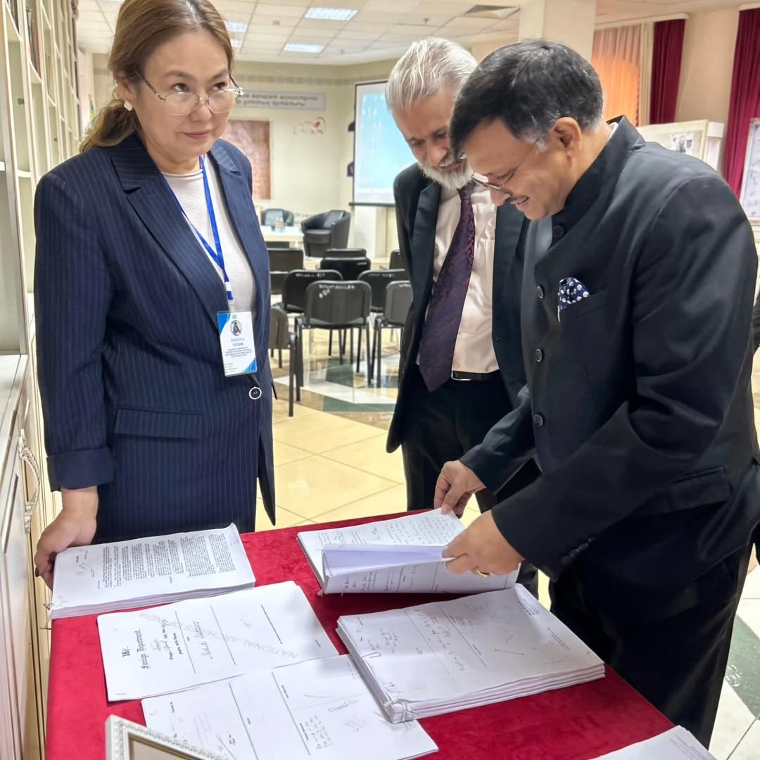 Ambassador Dr. T. V. Nagendra Prasad visited National Centre for Rare Books and Manuscripts, Astana on 04.02.25.