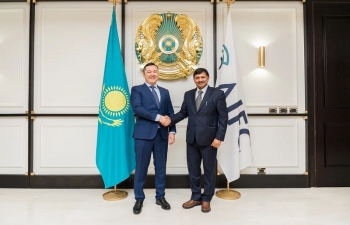 The Ambassador Dr. T.V. Nagendra Prasad visited the Astana International Financial Center (AIFC).  During the visit, the Ambassador met with the Governor of the AIFC Mr. Renat Bekturov (@renat.bekturov), and discussed areas of collaboration, including boosting commerce, registering businesses, attracting investments, and fostering economic cooperation. 