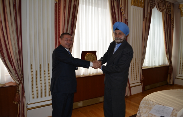 H.E. Shri Navtej Singh Sarna, Secretary (West), Ministry of External Affairs (right) with H.E. Mr. Askar Mussinov, Deputy Foreign Minister of Kazakhstan (Nur-Sultan, March 16, 2015)