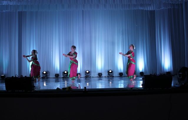 Bharatanatyam performance 